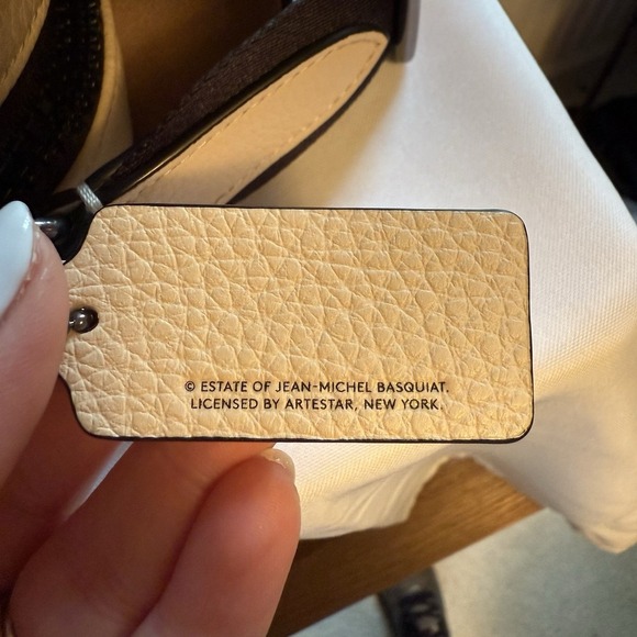 Coach X Jean Michel Basquiat Track Crossbody Pebble Leather C5425 Cream Black - Picture 7 of 16